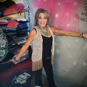 Meet your Posher, Jenny